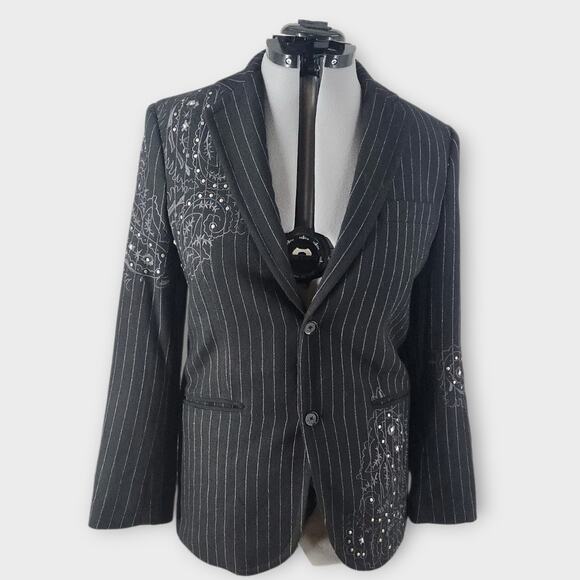 Marc Ecko Cut & Sew Blazer Mens S Blk Pinstripe Studded 2 Button Padded Shoulder - Picture 1 of 8